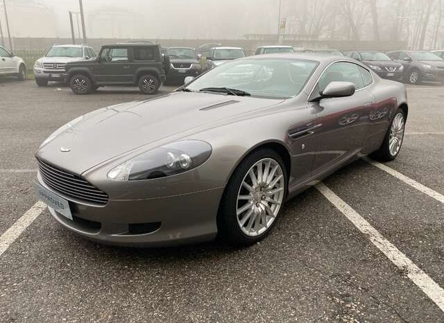 Aston Martin DB9 – 409075568 pieno