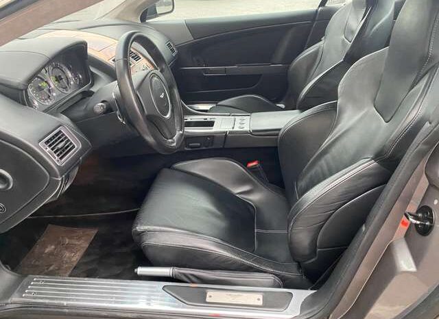 Aston Martin DB9 – 409075568 pieno