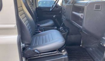 Land Rover Defender – 421530668 pieno