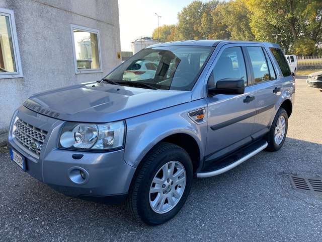 Freelander 2.2 td4 SE  -  - Diesel  - € 7500