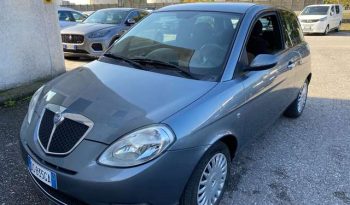 Lancia Ypsilon – 424664167 pieno