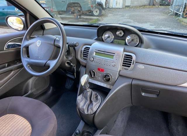 Lancia Ypsilon – 424664167 pieno
